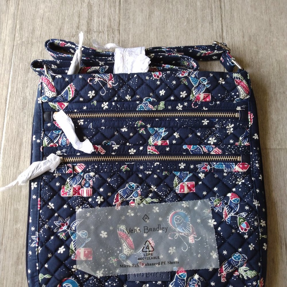 BRAND NEW-VERA BRADLEY HOLIDAY OWLS TRIPLE ZIP CROSSBODY